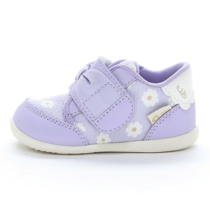 Moonstar x Sanrio antibacterial, odor-resistant, and wear-resistant soles for healthy-looking children's shoes (14-19cm) - direct from Japan. Girls' shoe collection.