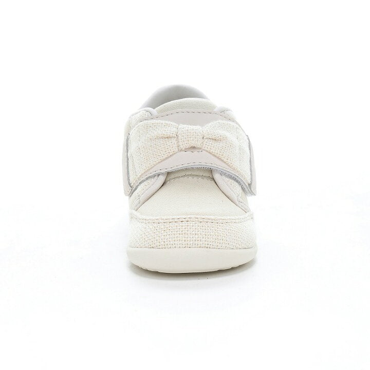 Moonstar x Sanrio antibacterial, odor-resistant, and wear-resistant soles for healthy-looking children's shoes (14-19cm) - direct from Japan. Girls' shoe collection.