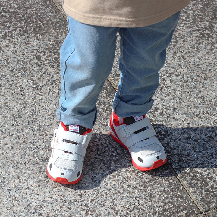 日本直送 moonstar carrot JR九州火車（海鷗號/Sonic/由布院之森） 抗菌防臭 健康機能兒童鞋 13-17cm 2026年春新作 鞋系列