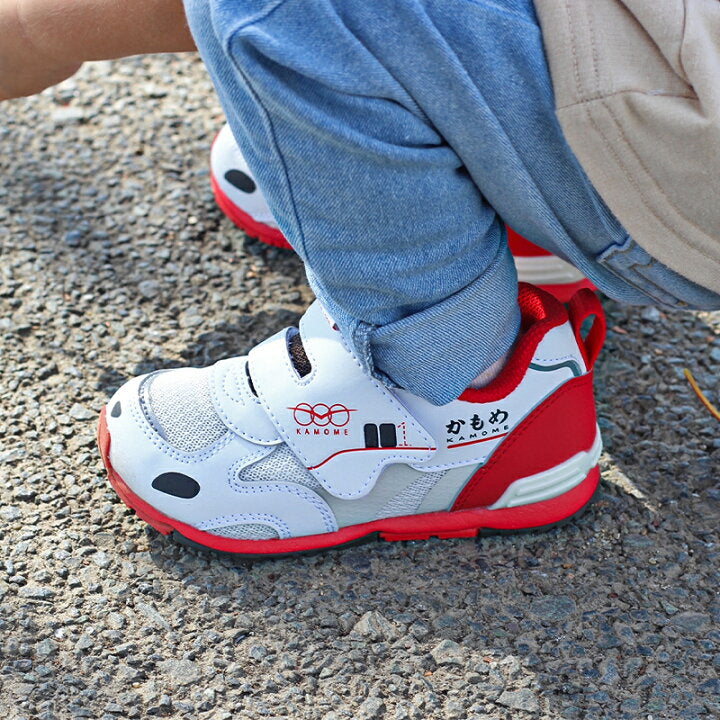 日本直送 moonstar carrot JR九州火車（海鷗號/Sonic/由布院之森） 抗菌防臭 健康機能兒童鞋 13-17cm 2026年春新作 鞋系列