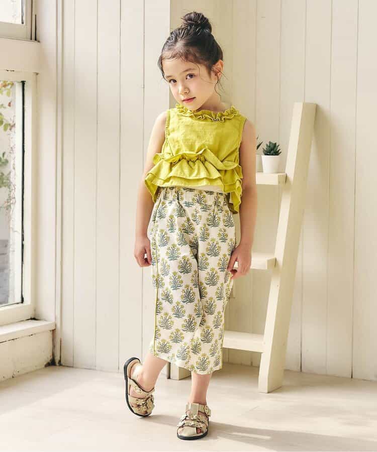 Apres les cours sandals (14-19cm) shipped directly from Japan. Also available: other brands and summer swimwear collection. 