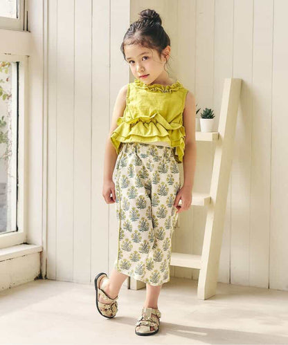 Apres les cours sandals (14-19cm) shipped directly from Japan. Also available: other brands and summer swimwear collection. 
