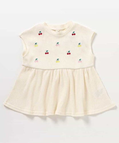 日本童裝 apres les cours 刺繡荷葉邊上衣 80-140cm 女童款 夏季 TOPS
