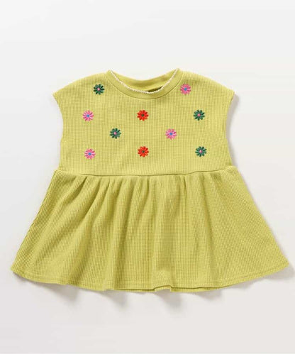 日本童裝 apres les cours 刺繡荷葉邊上衣 80-140cm 女童款 夏季 TOPS