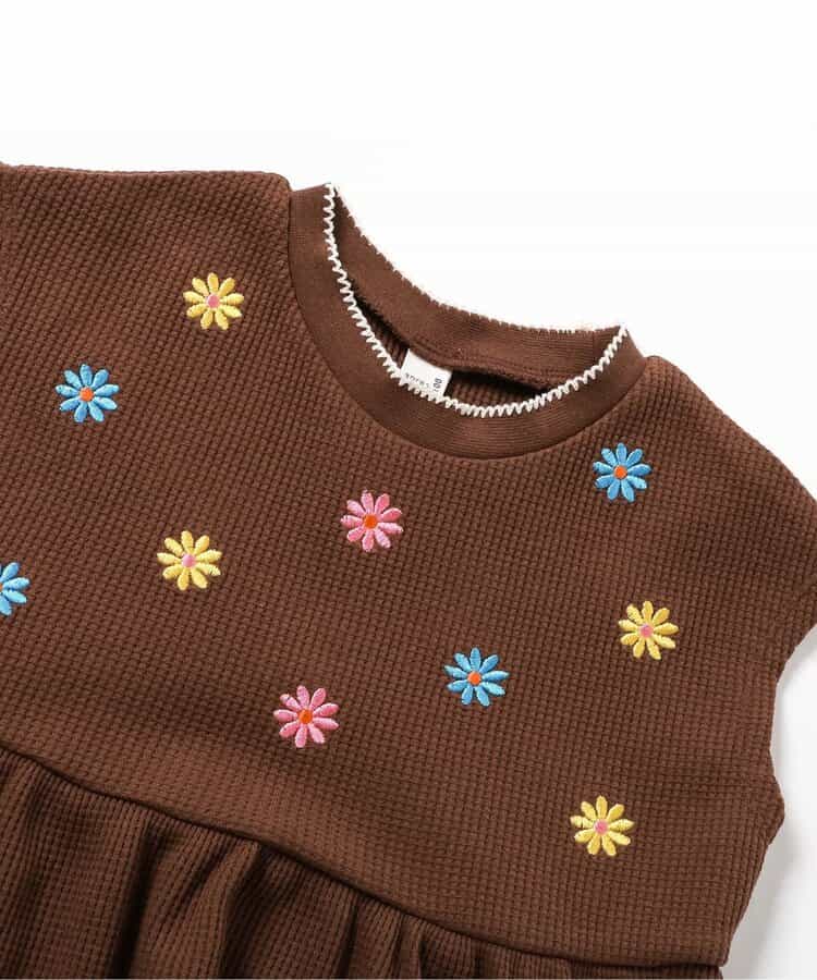 日本童裝 apres les cours 刺繡荷葉邊上衣 80-140cm 女童款 夏季 TOPS