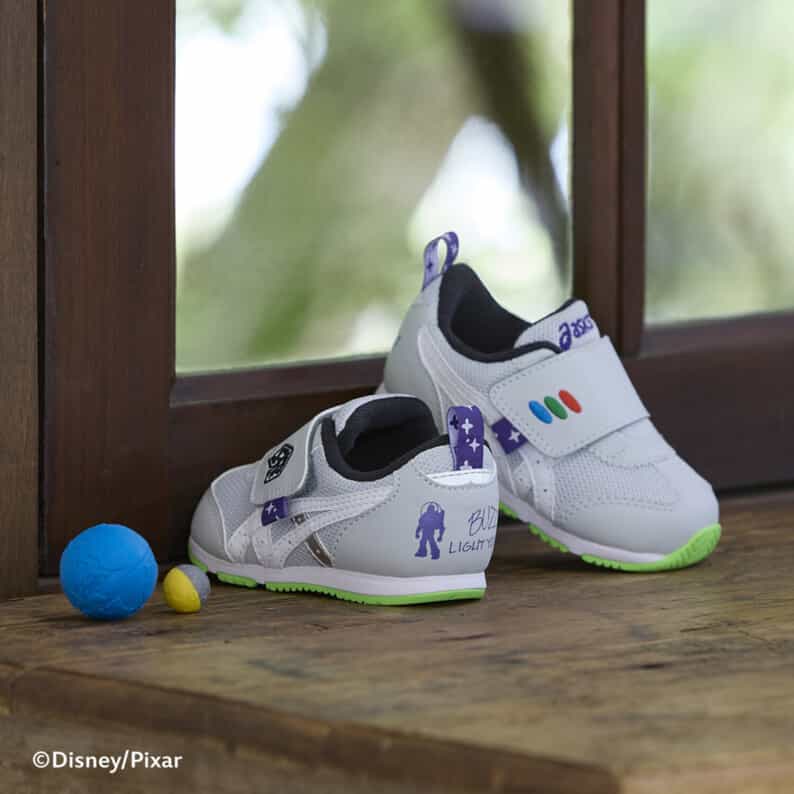 日本直送 ASICS x Disney IDAHO BABY KT-ES / TOY STORY 13-15.5cm 鞋系列