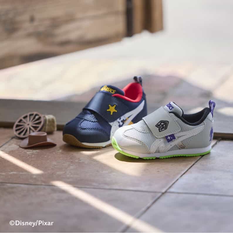 日本直送 ASICS x Disney IDAHO BABY KT-ES / TOY STORY 13-15.5cm 鞋系列