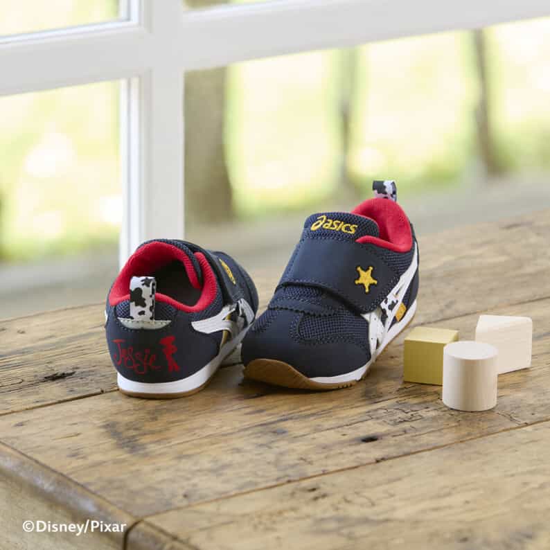 日本直送 ASICS x Disney IDAHO BABY KT-ES / TOY STORY 13-15.5cm 鞋系列