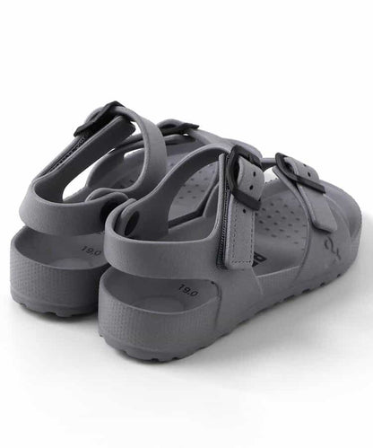 BREEZE sandals (13-21cm) shipped directly from Japan. Also available: other brands and summer swimwear specials. 