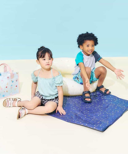 Ampersand UV-Proof Two-Piece Swimsuit (Direct from Japan) 80-140cm Girls' Summer Swimsuit Special 