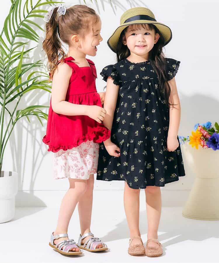 Apres les cours sandals (14-19cm) shipped directly from Japan. Also available: other brands and summer swimwear collection. 