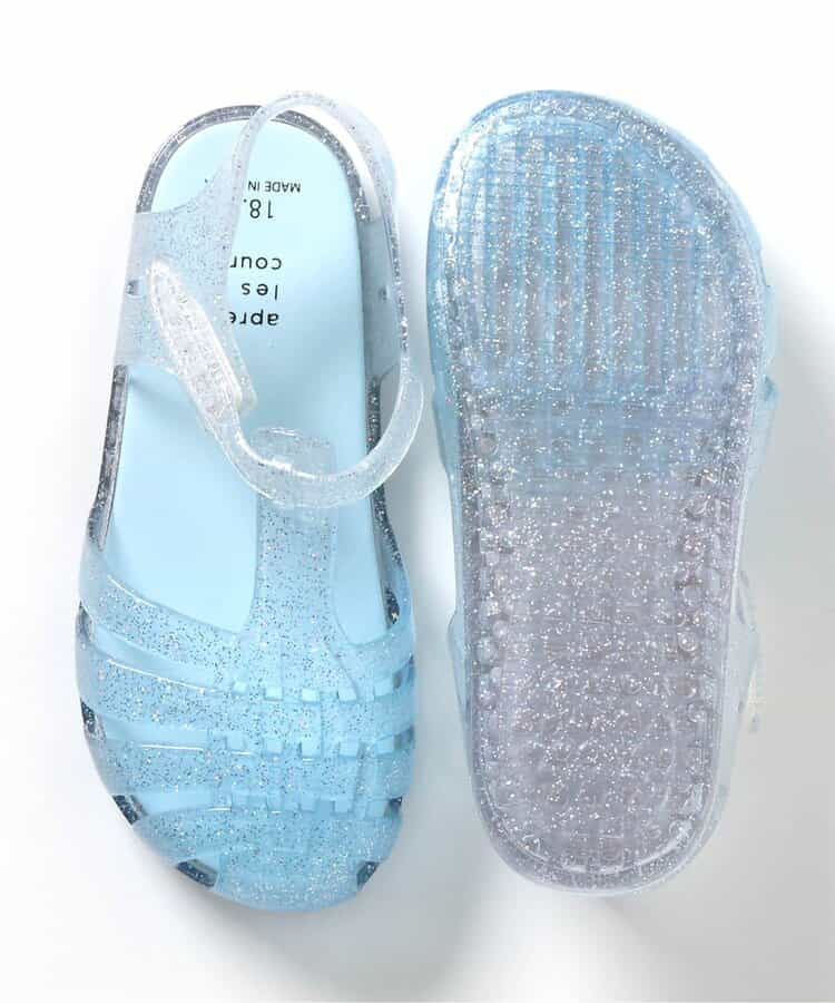 Shellmotif sandals (14-21cm) shipped directly from Japan. Also available: other brands and summer swimwear collection. 