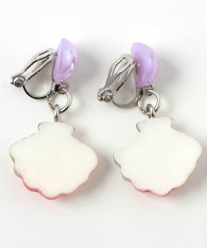 Apres les cours ear clips, a pair of hand and hair accessories, shipped directly from Japan 