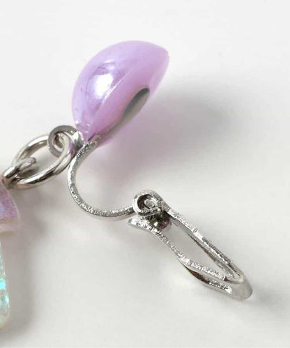 Apres les cours ear clips, a pair of hand and hair accessories, shipped directly from Japan 