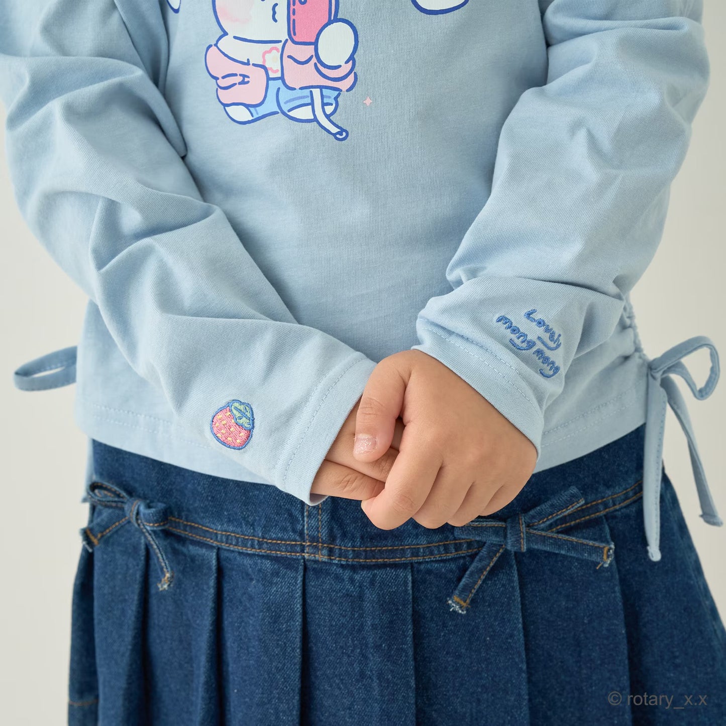 日本童裝 Ly# mine x Lovely MongMong 印花上衣 100-140cm 女童款 秋季 TOPS