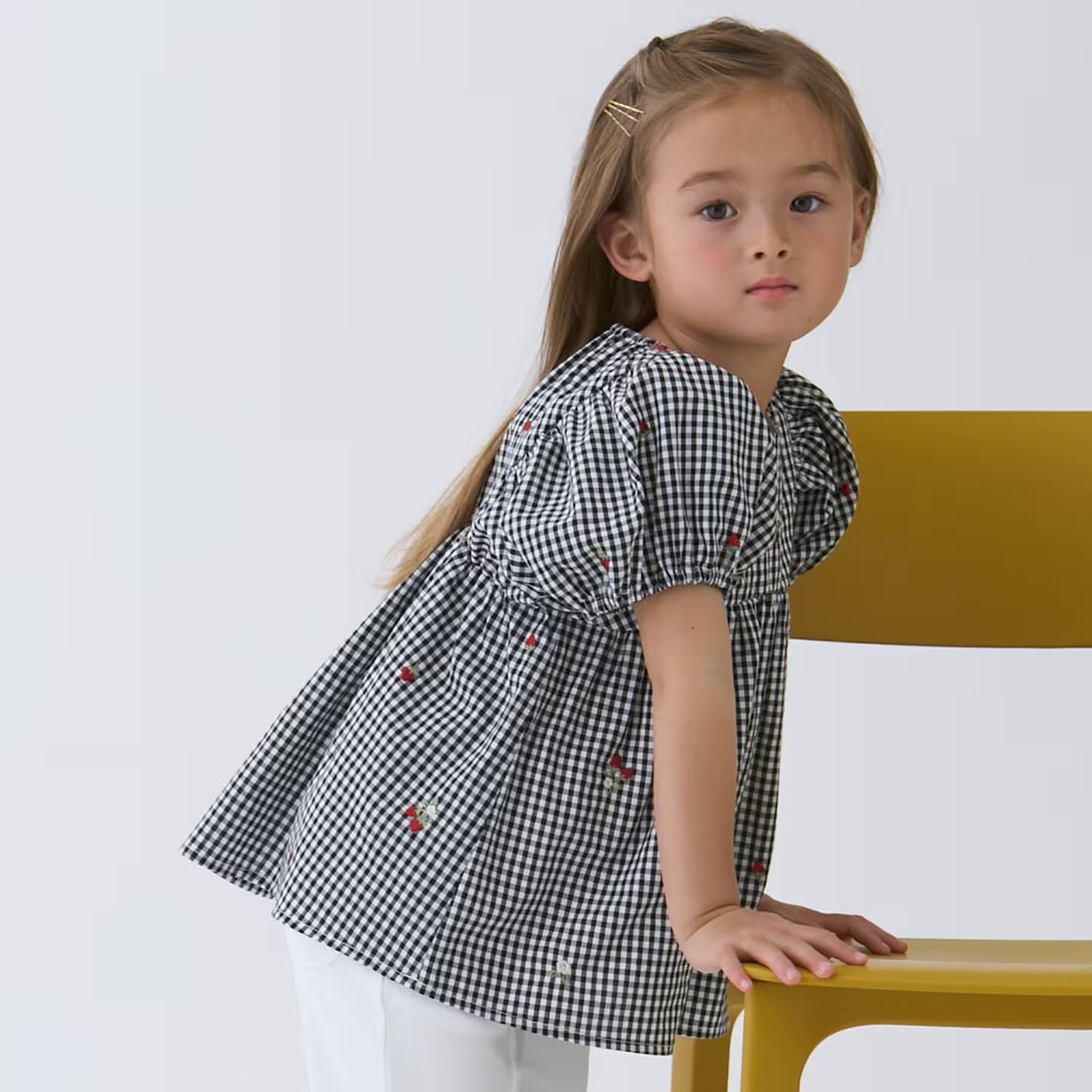 日本童裝 pe#main 士多啤梨刺繡泡芙袖上衣 80-130cm 女童款 夏季 TOPS