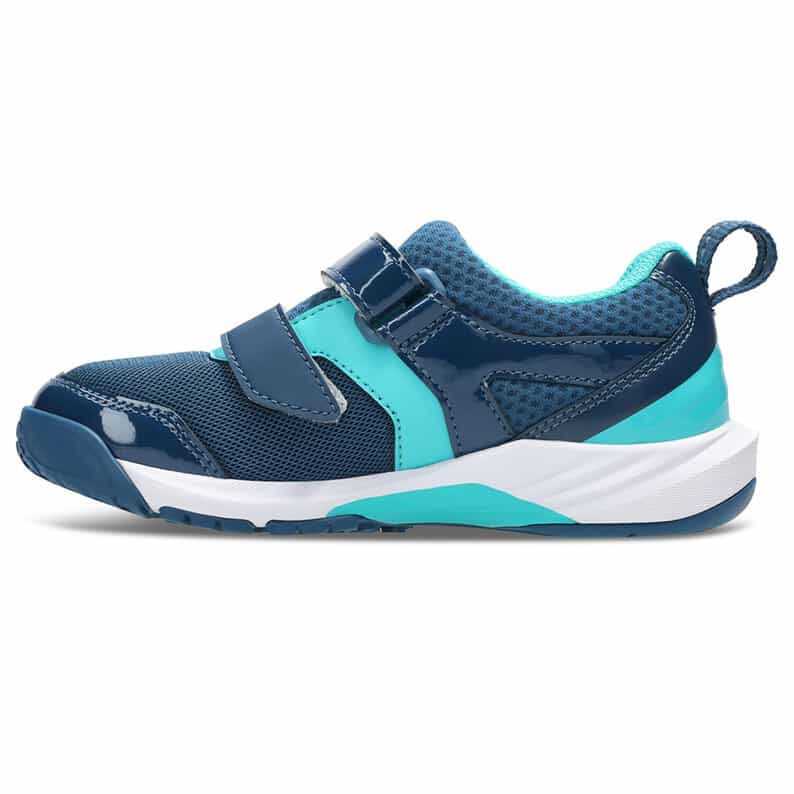 日本直送 ASICS MINI-ZERO 4 16-22cm 鞋系列