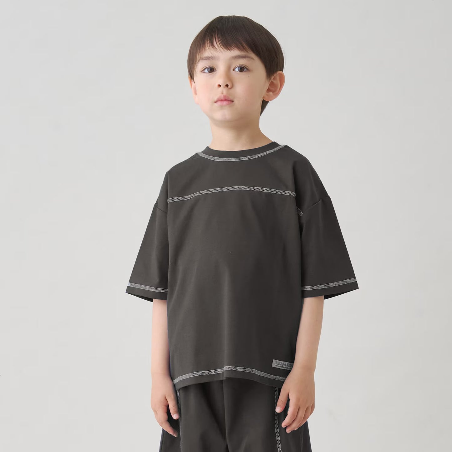 日本童裝 b・R# 防UV 隔熱布料 2Way 前後兩著 撞色拼接上衣 100-140cm 男童款 夏季 TOPS