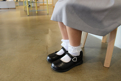 Moonstar x Carrot Banxue shoes (antibacterial, deodorant, lightweight) shipped directly from Japan. Functional, healthy leather shoes for children, 14-21cm. Girls' shoe collection.