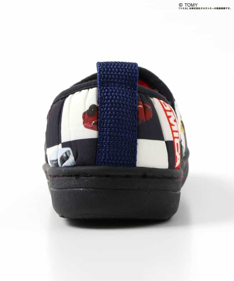 BREEZE sandals (14-19cm) shipped directly from Japan. Also available: other brands and summer swimwear specials. 