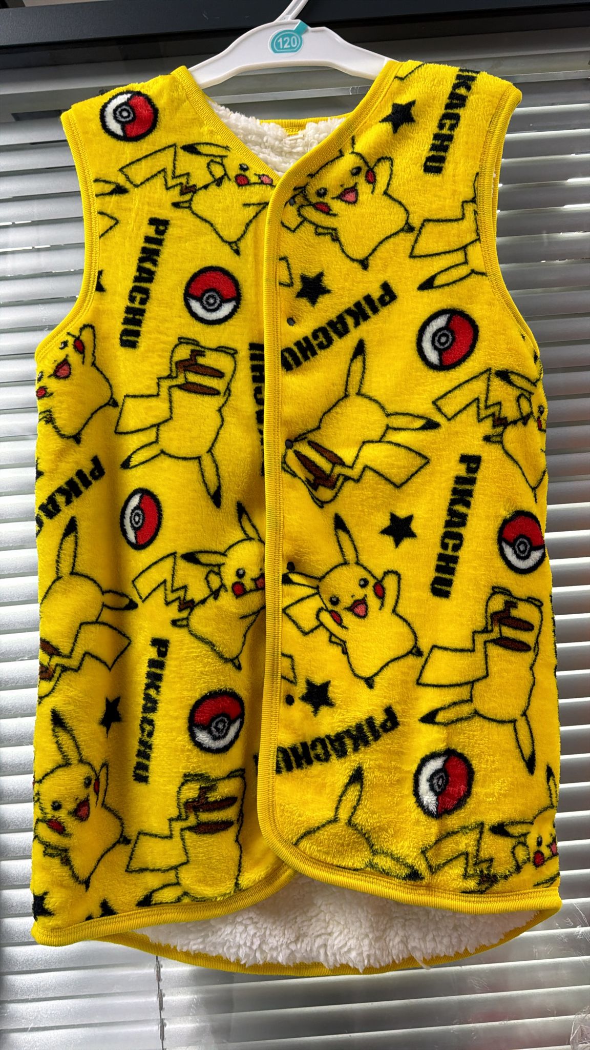 現貨區1-2日寄出--日本童裝 西松屋 Pokemon 毛絨睡袋 120-130cm 男童款 冬季 TOPS 睡衣系列