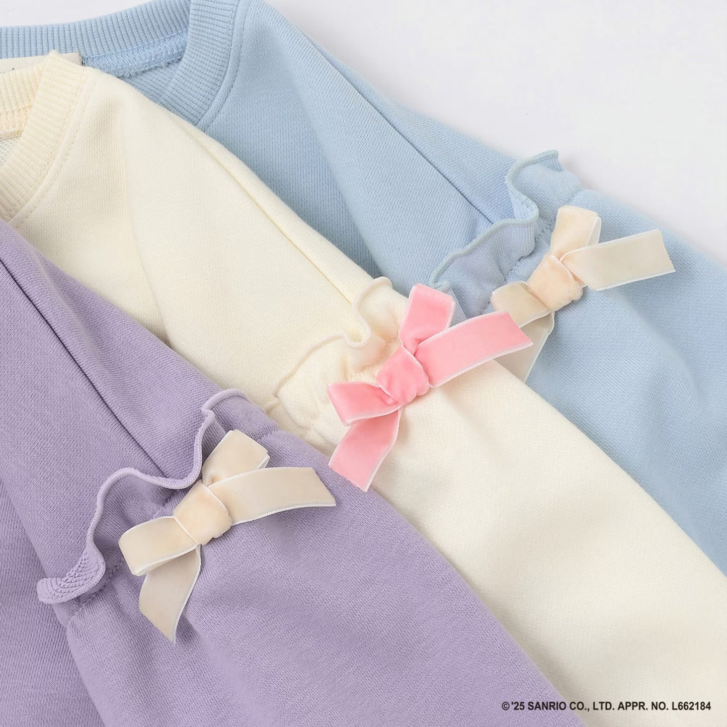 日本童裝 Ly# mine x Sanrio 速乾系列  Hello Kitty印花衛衣 100-140cm 女童款 冬季 TOPS