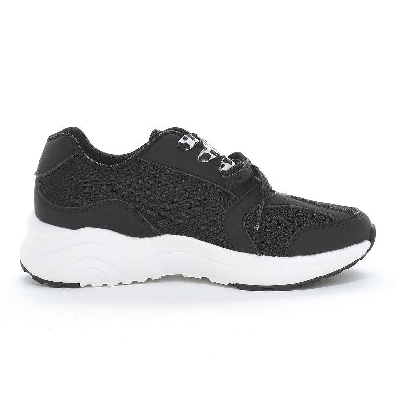 Moonstar x Sanrio antibacterial, odor-resistant, and wear-resistant soles for healthy-looking children's shoes (14-19cm) - direct from Japan. Girls' shoe collection.