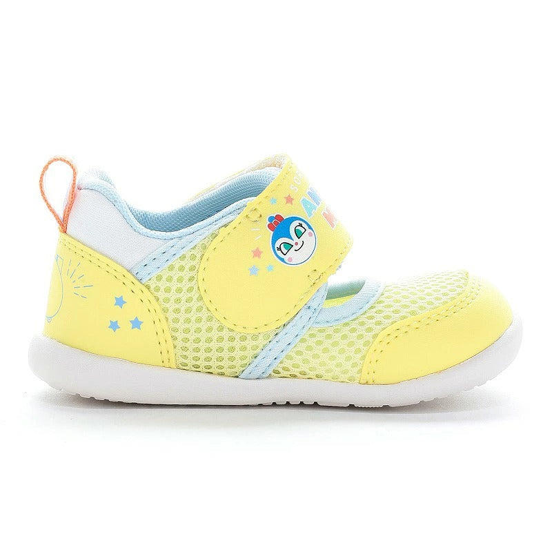 Moonstar x Sanrio antibacterial, odor-resistant, and wear-resistant soles for healthy-looking children's shoes (14-19cm) - direct from Japan. Girls' shoe collection.