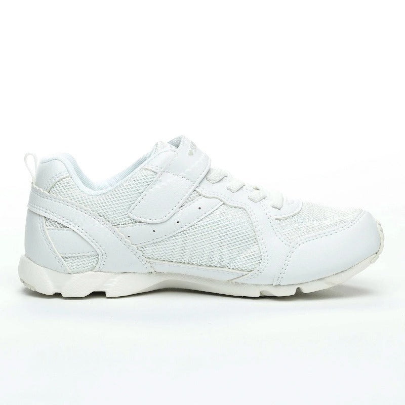 Moonstar x Sanrio antibacterial, odor-resistant, and wear-resistant soles for healthy-looking children's shoes (14-19cm) - direct from Japan. Girls' shoe collection.