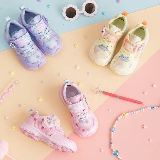 Moonstar x Sanrio antibacterial, odor-resistant, and wear-resistant soles for healthy-looking children's shoes (14-19cm) - direct from Japan. Girls' shoe collection.