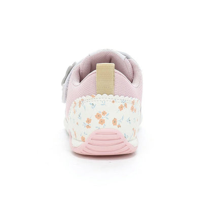 Moonstar x Sanrio antibacterial, odor-resistant, and wear-resistant soles for healthy-looking children's shoes (14-19cm) - direct from Japan. Girls' shoe collection.