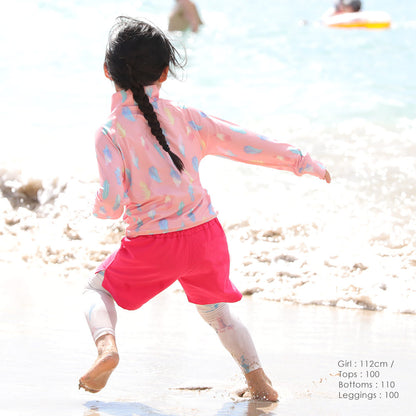 Directly from Japan, these two-piece water and land leggings (without covering the feet) are cool to the touch, offer 98% UV protection, UPF50+, chlorine resistance, quick drying, and lightweight. 80-150cm. Summer swimsuits for boys and girls.