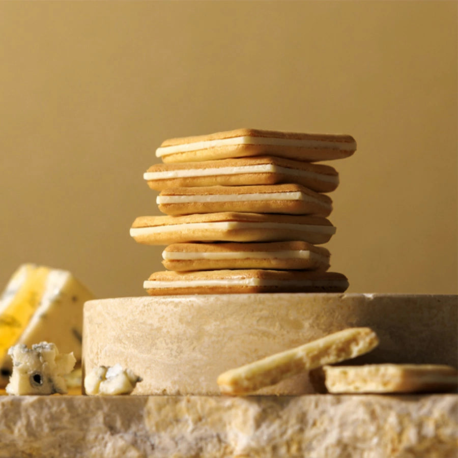 日本直送 Tokyo Milk Cheese  蜂蜜古岡左拉＋海鹽金文拔＋黑松露車打＋朱古力馬斯卡彭芝士夾心餅 36枚入 新年行運發財特輯 Happy New Year 馬年 限定手信